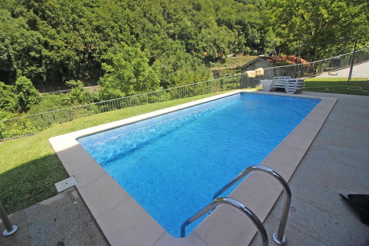 הוילה טראס דה בורו Casa Ferreira By Geres Casas מראה חיצוני תמונה